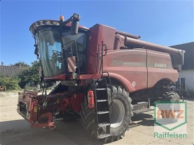 - - - Axial Flow 6130 Serie