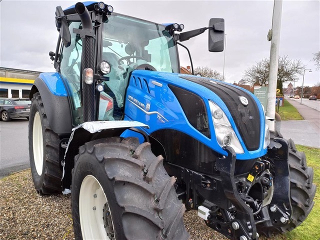 New Holland T5.120 Dynamic Command