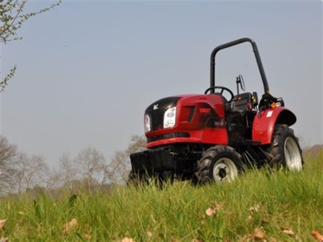 - - - 304 G2 compact tractor