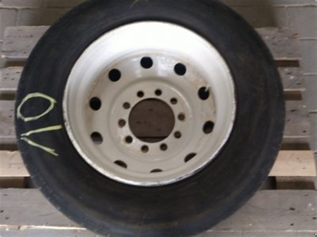 Michelin 245/70 R 19.5 Tieflader Reifen mit Felge, Komplettrad