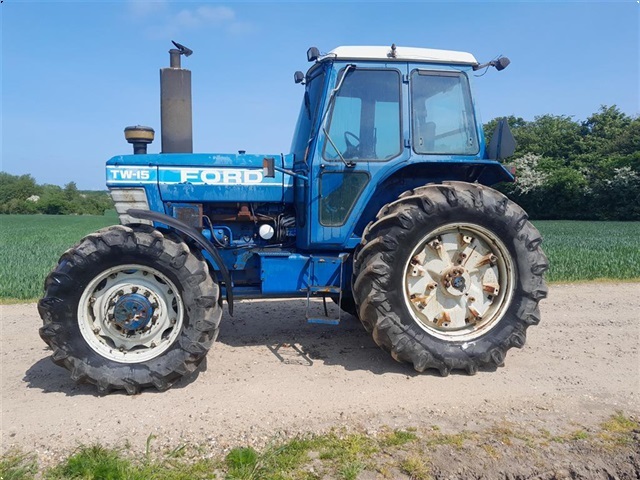 Ford TW 15 4 wd