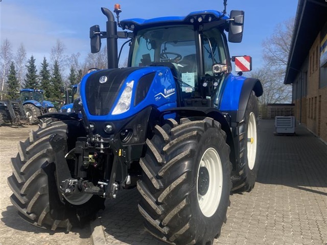 New Holland T7.300 AC