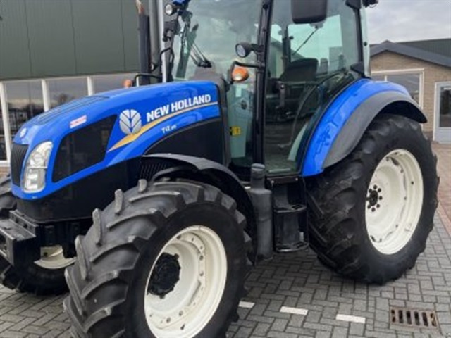 New Holland T4-95