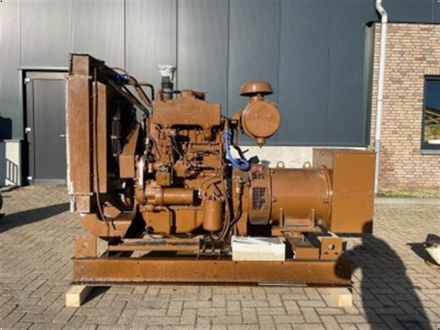 - - - 140 kVA Leroy Somer generatorset
